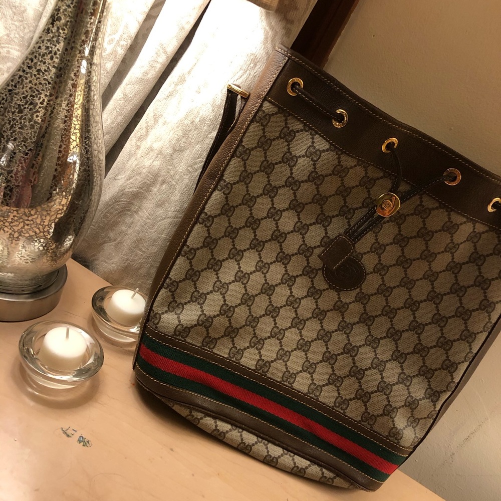 Hand bag
